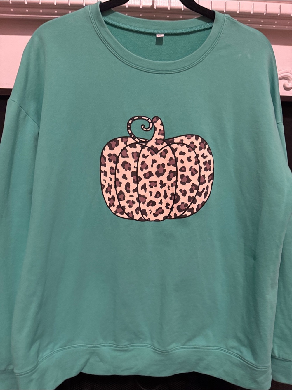 Leopard Pumpkin Graphic Sweatshirt - Green